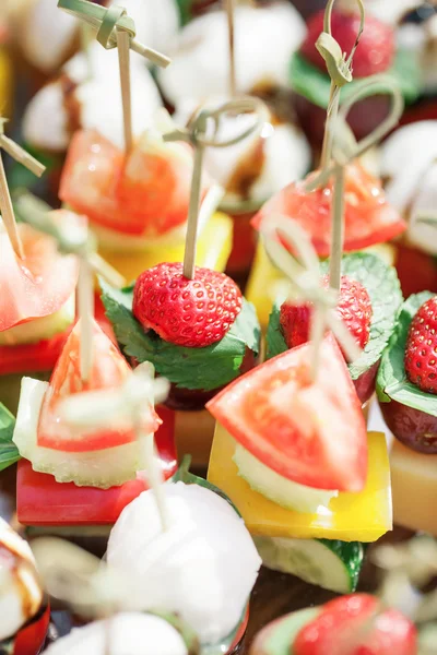 Assortment of canapes. Banquet service. — Stock Photo, Image