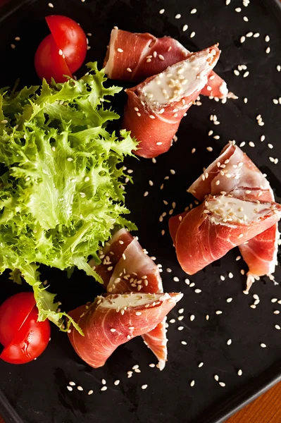 Salami rolls (rolls with ham and creamy cheese) — Stock Photo, Image