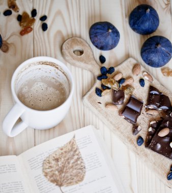 kitap ve Çikolata kahve