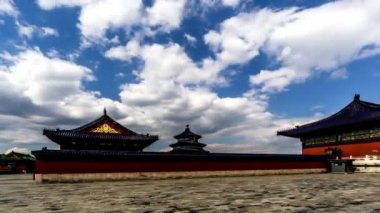 Cennet Tapınağı Qinian koridorda dolaşıyor