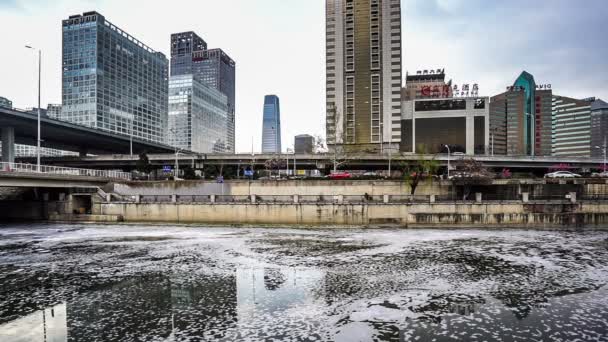 Vattenföroreningar Jianwai CBD — Stockvideo