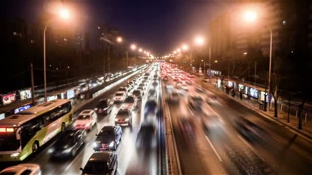 Elfoglalt a második gyűrű közúti forgalom Pekingben — Stock videók