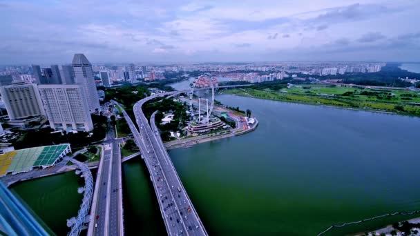 Uma visão de pássaro da cidade de Singapura a partir da observação — Vídeo de Stock