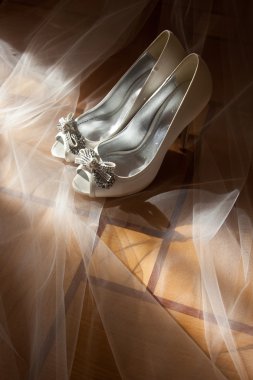 beyaz düğün ayakkabıları