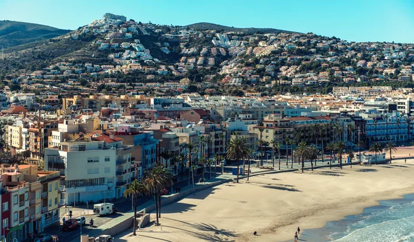 Peniscola kıyı şeridi, Costa del Azahar. İspanya — Stok fotoğraf