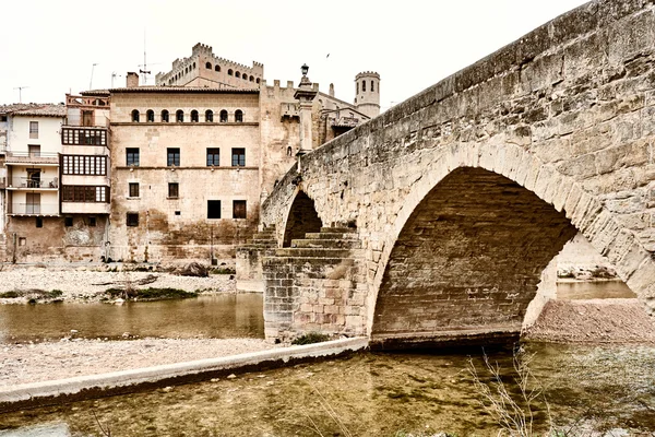 Arquitetura medieval da cidade de Valderrobres. Espanha — Fotografia de Stock