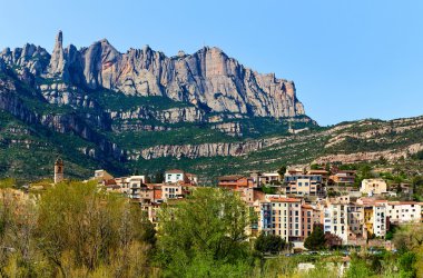 Montserrat Dağları'nın muhteşem görünümü