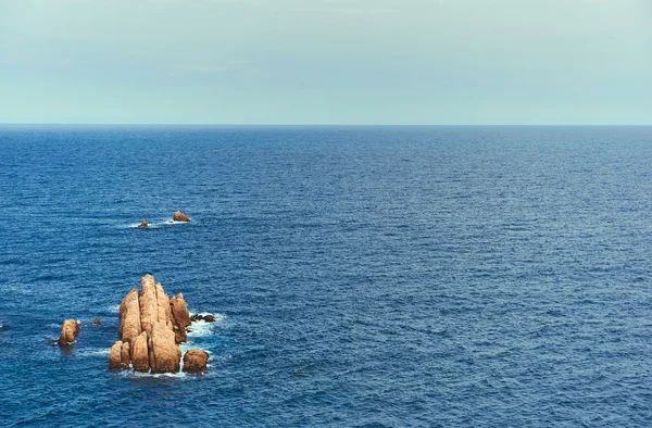 Horizont nad Středozemním mořem. Costa Brava, Španělsko — Stock fotografie