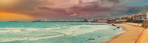Vista Panorâmica Ângulo Largo Paisagem Urbana Cádiz Durante Pôr Sol — Fotografia de Stock