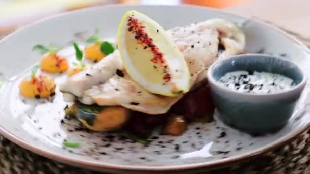 Close Slow Motion View Sea Bass Served Bbq Vegetables Sauce — Stock Video