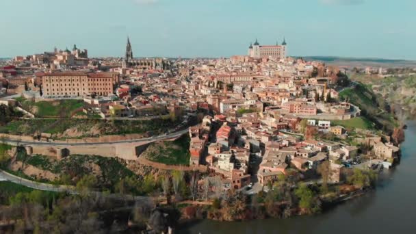 Ponto Vista Panorâmico Aéreo Drone Cidade Histórica Toledo Castillala Mancha — Vídeo de Stock