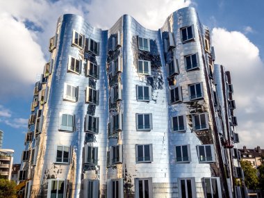 Dış futuristik binada Neuer Zollhof Dusseldorf medya Harbor.