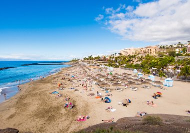Costa Adeje pitoresk El Duque beach. Tenerife