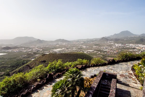 Bovenaanzicht naar Arona vanaf de observatie dek. Tenerife — Stockfoto