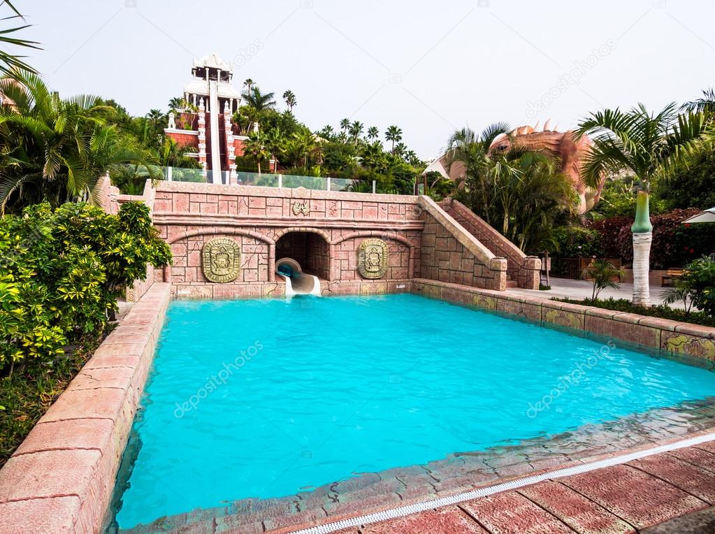 Tower of Power water attraction in Siam Park