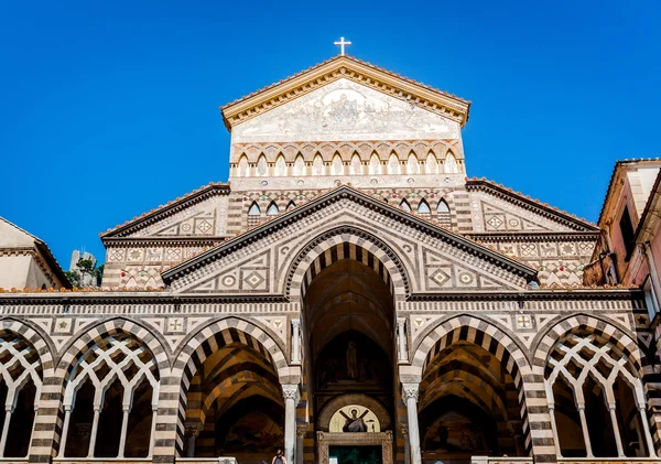 Katedrála St. Andrea, pobřeží Amalfi — Stock fotografie