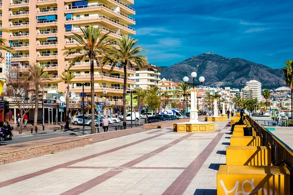 Strandpromenade fuengirola — Stockfoto