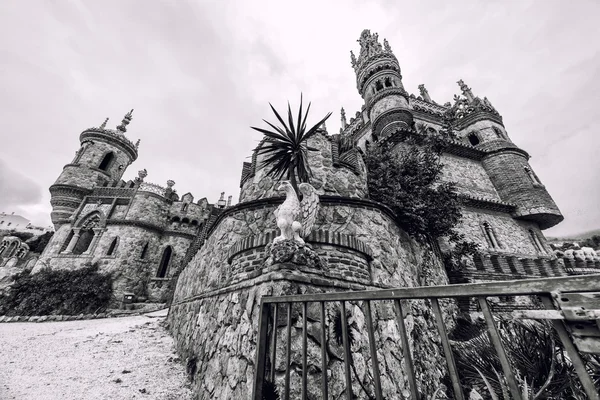 Castelo de Colomares, preto e branco. Cidade de Benalmadena. Espanha — Fotografia de Stock