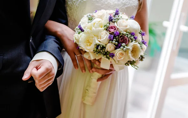 Novia y novio — Foto de Stock