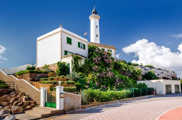 Faro de Botafoch vuurtoren van de haven van Ibiza stad — Stockfoto