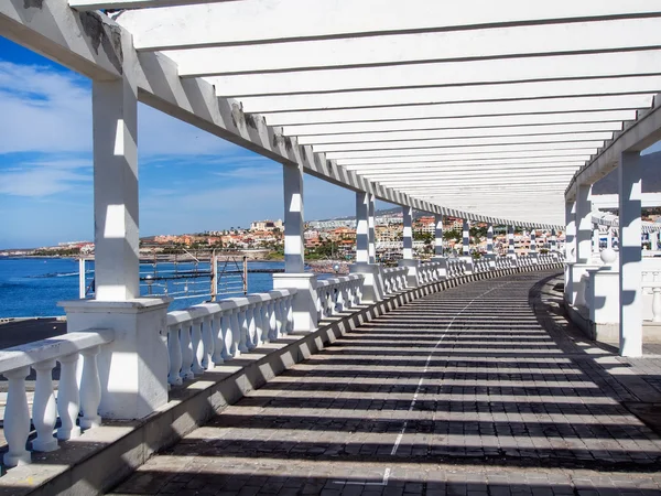 Paseo marítimo por la playa de Las Américas —  Fotos de Stock