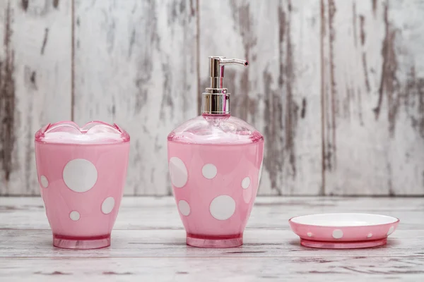 Set de accesorios de baño rosa lindo — Foto de Stock