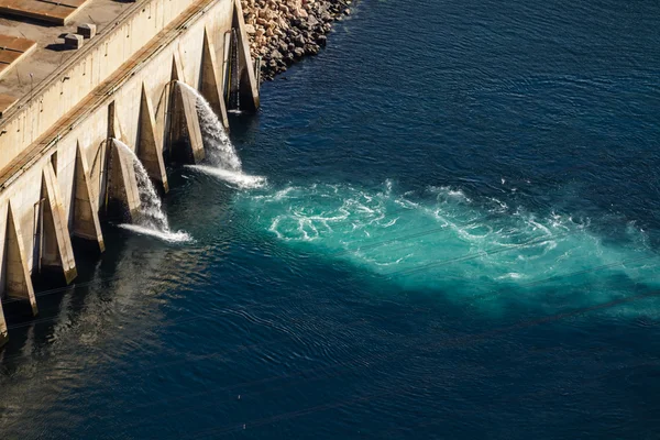 Keban, ein Staudamm für Wasserkraft — Stockfoto