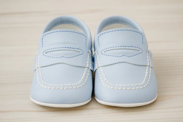 Par de zapatos de bebé clásicos azules — Foto de Stock