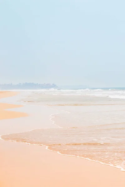 Gentle Wave Golden Sand Ocean Summer Background — Stock Photo, Image