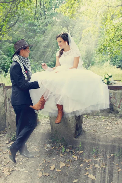 Novia coqueteando, teñido — Foto de Stock