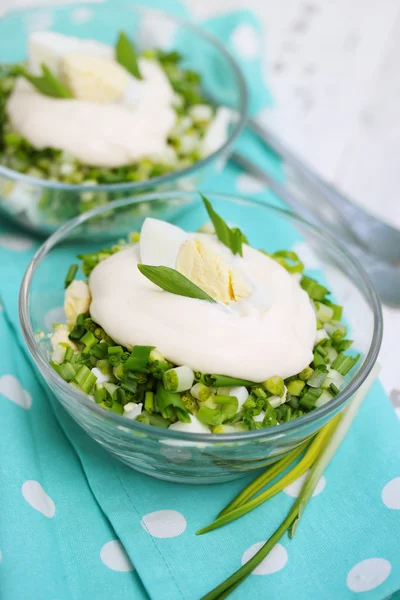 Salada picada em uma tigela — Fotografia de Stock