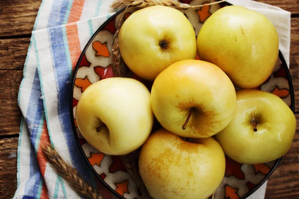 Nakládané jablka, pohled shora — Stock fotografie