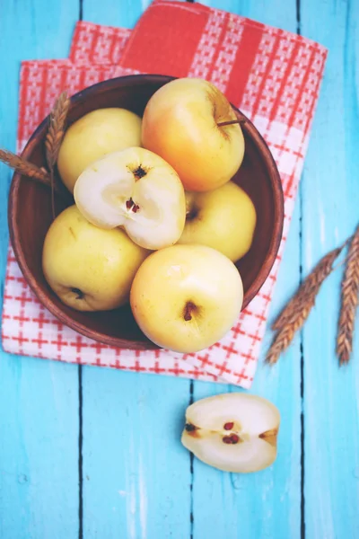 Manzanas teñidas, vista superior —  Fotos de Stock