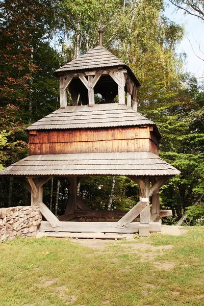 Старий дерев'яний каплиця — стокове фото