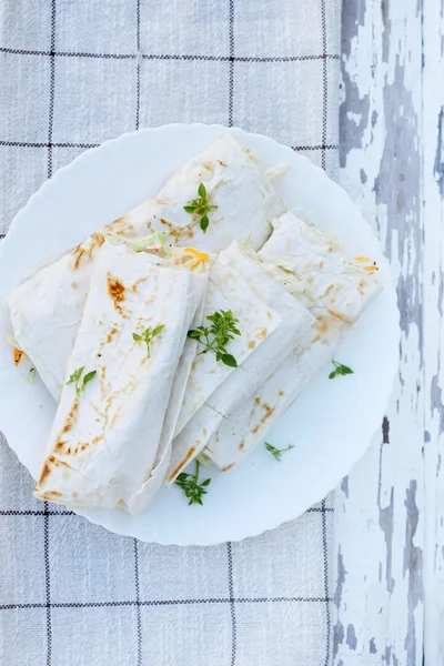 Salada em pão pita — Fotografia de Stock