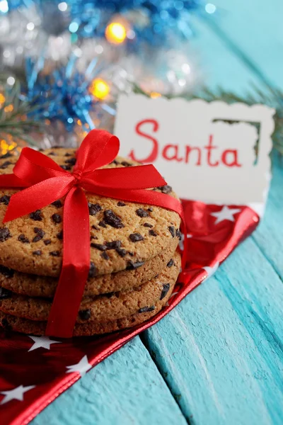 Biscuits au chocolat avec une carte qui dit Père Noël — Photo