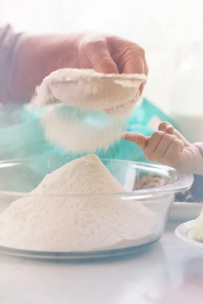 Together sifted flour, pastel — Stock Photo, Image