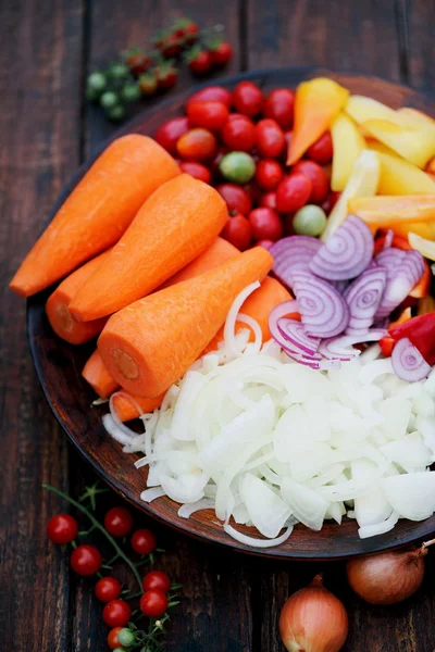 Vegetables prepared for salad — Stock Photo, Image