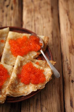 Kırmızı havyar evde ile Pancakes