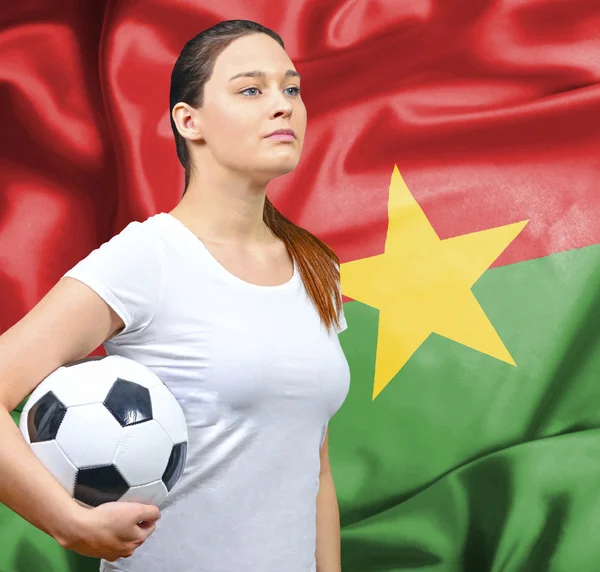 ブルキナファソの誇りに思って女性フットボールのファン — ストック写真