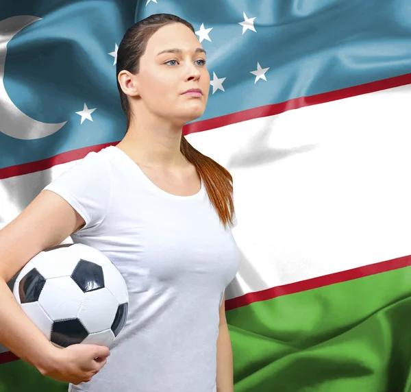 ウズベキスタンの誇りに思って女性フットボールのファン — ストック写真
