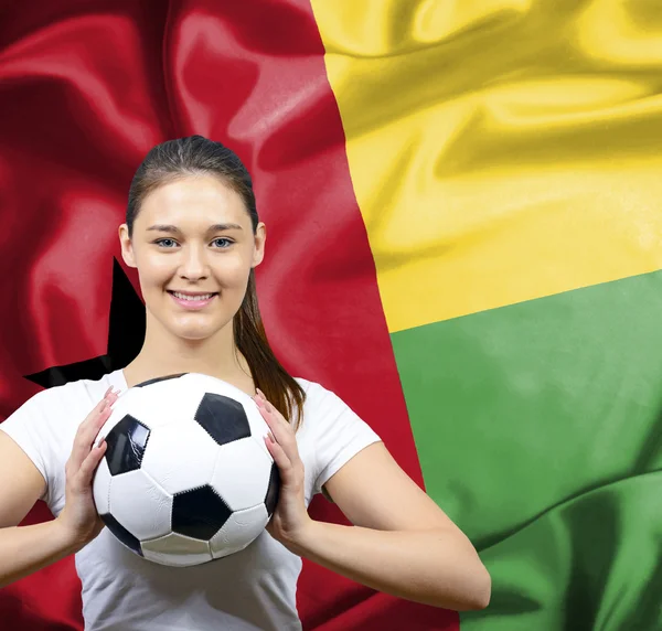Gine Bissau gurur kadın futbol hayranıyım — Stok fotoğraf