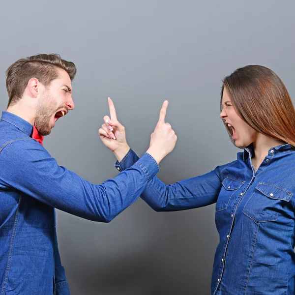 Combattimenti di coppia o litigi tra di loro - Crisi nei rapporti — Foto Stock