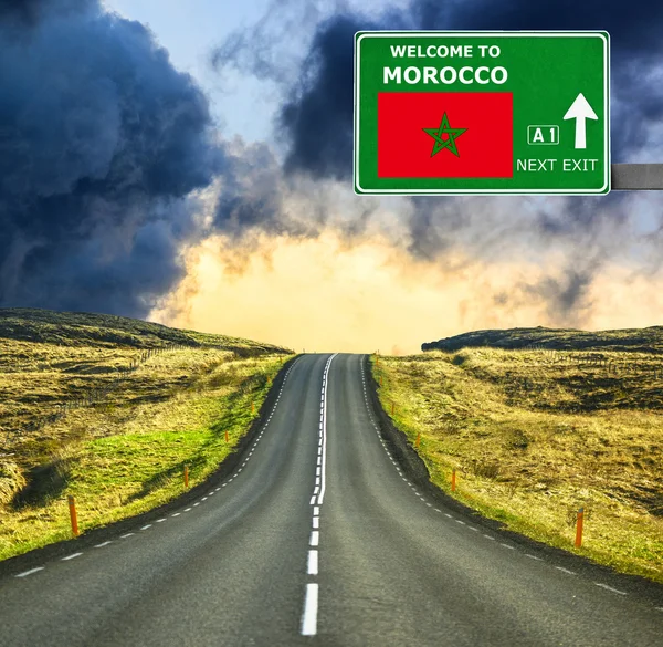 Μαρόκο πινακίδα κατά σαφή μπλε ουρανό — Φωτογραφία Αρχείου