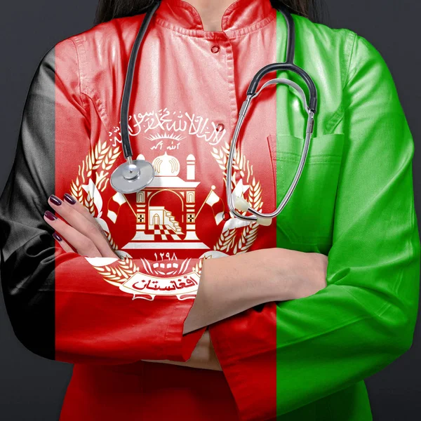 Afganisztán Nemzeti Lobogója Alatt Közlekedő Egészségügyi Rendszert Képviselő Orvos — Stock Fotó