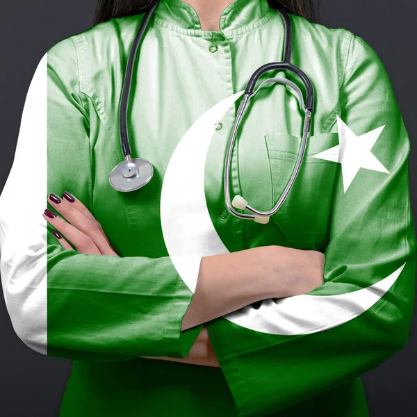 Egészségügyi Rendszert Pakisztán Nemzeti Lobogója Alatt Képviselő Orvos — Stock Fotó