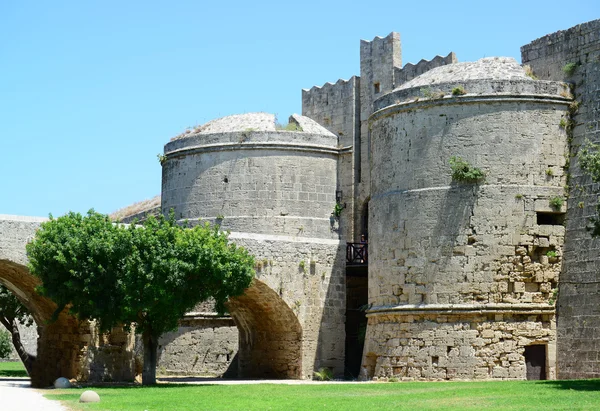 Castle in Rhodes Greece - The Palace of the Grand Master of the — Stock Photo, Image