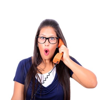 şok telefon sahip konuşurken şu genç kadın portresi