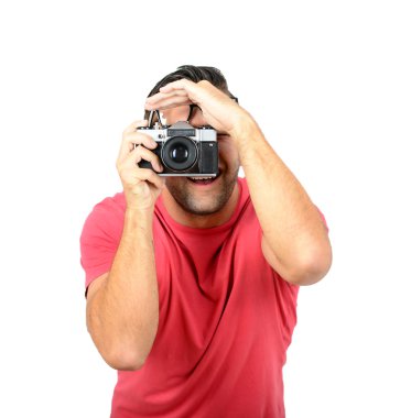 genç adam bir retro kamera-beyaz arka plan ile