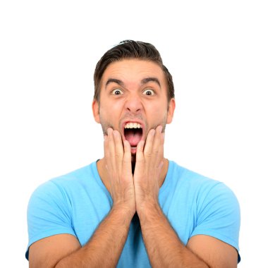 çığlık ve beyaz b karşı saç çekerek kızgın adam portresi